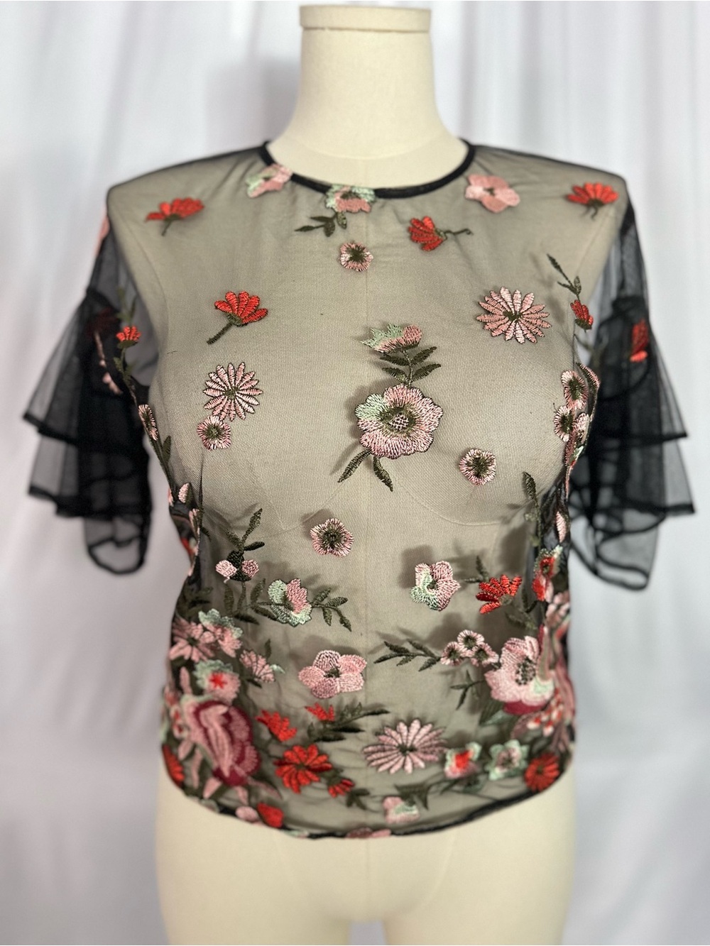Haute Monde Black Sheer Mesh Floral Embroidered Top XL Romantic Boho (1328)